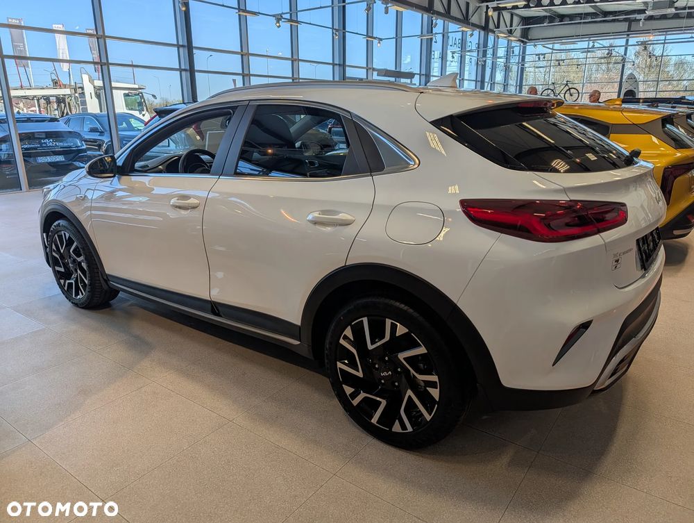 Kia XCeed 1.6 T-GDI M DCT - 2