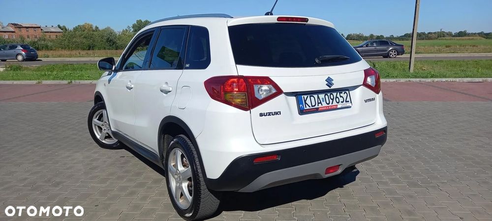 Suzuki Vitara 1.6 Comfort 2WD - 10