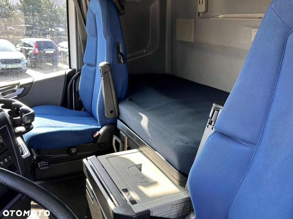 Volvo FH 4X2 460 Globetrotter XXL - 10