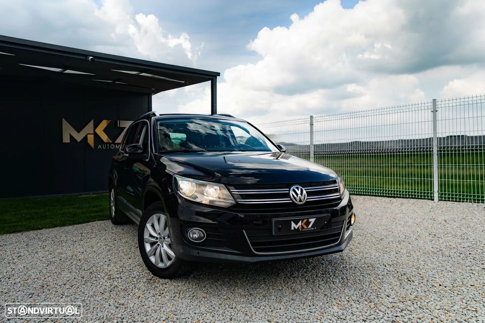 VW Tiguan 2.0 TDI DPF 4Motion BlueMotion DSG Exclusive - 2