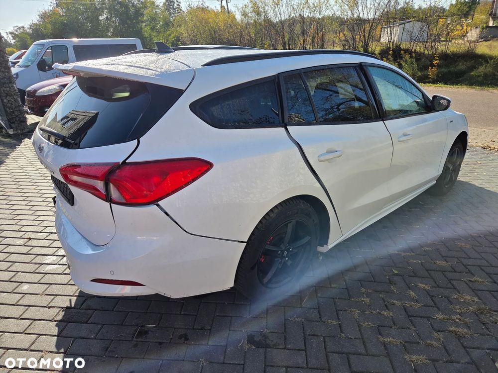 Ford Focus - 3