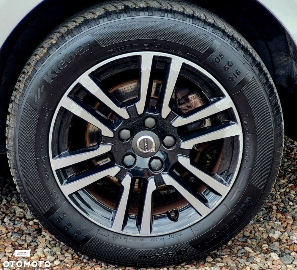 Volvo V40 Cross Country - 23