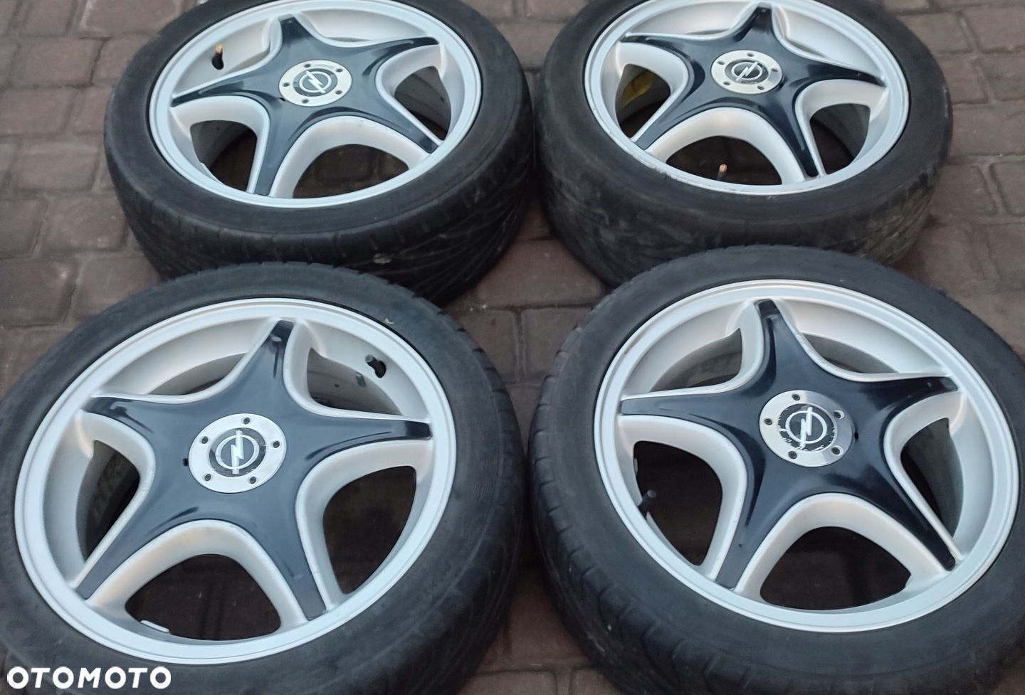 Felgi Aluminiowe Intra Opel Corsa Tigra 15 Cali 6Jx15 Et49 4x100 Ø56,6mm - 1