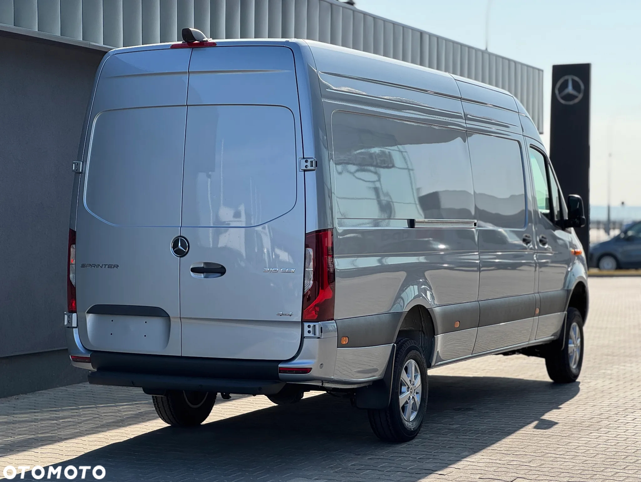 Mercedes-Benz Sprinter - 7