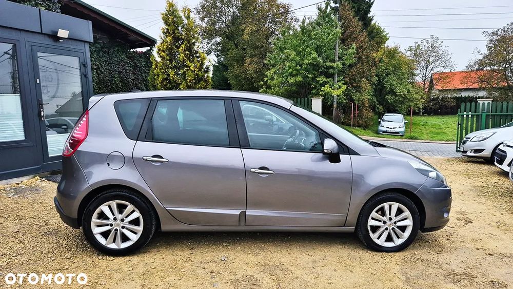 Renault Scenic 1.6 16V 110 TomTom Edition - 9