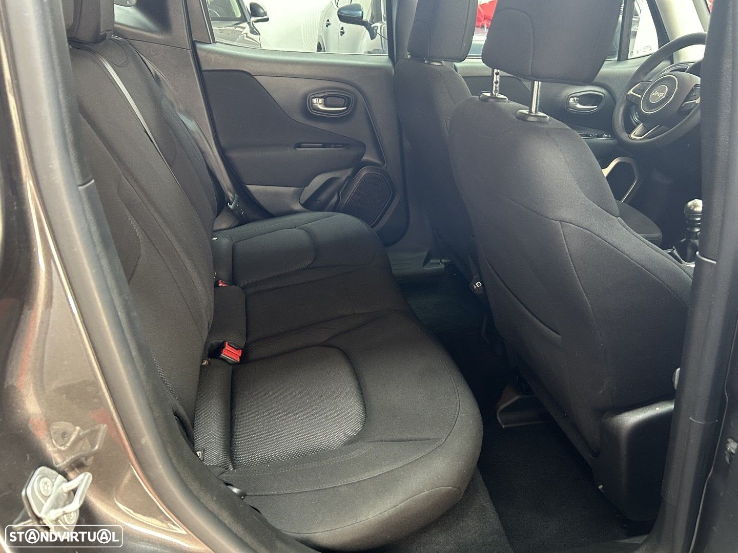 Jeep Renegade 1.0 T Longitude - 16