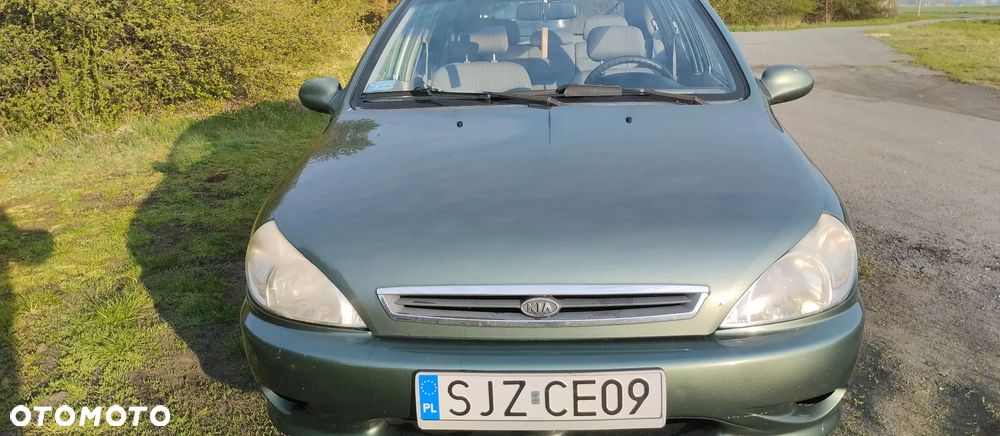 Kia Rio 1.5 LS - 10