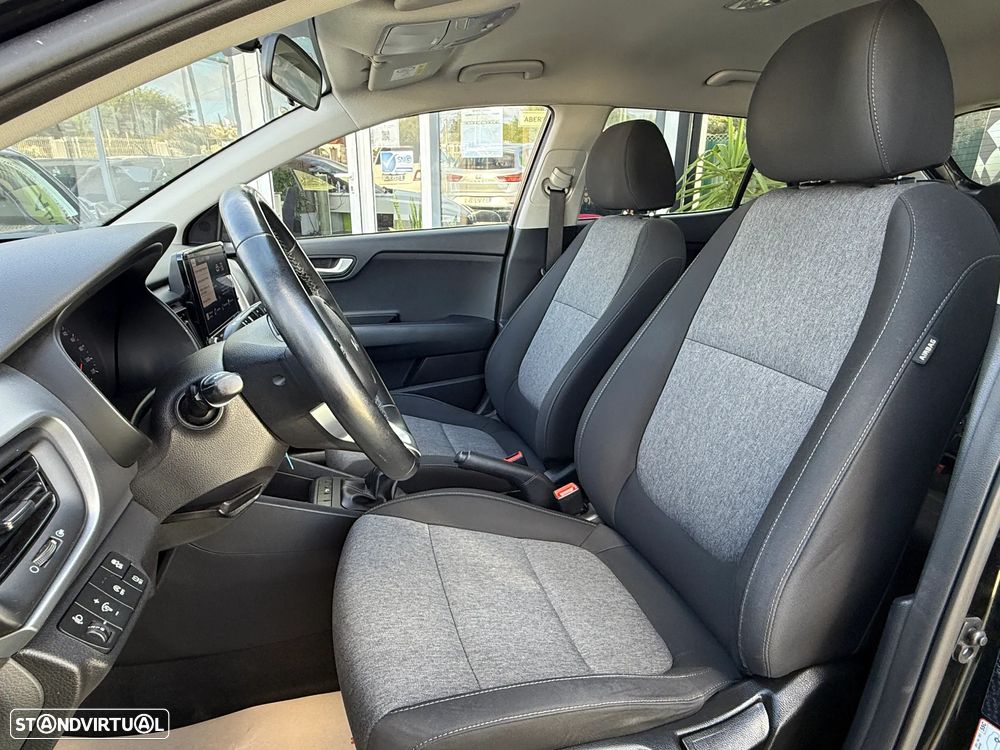 Kia Stonic 1.2 Urban - 14