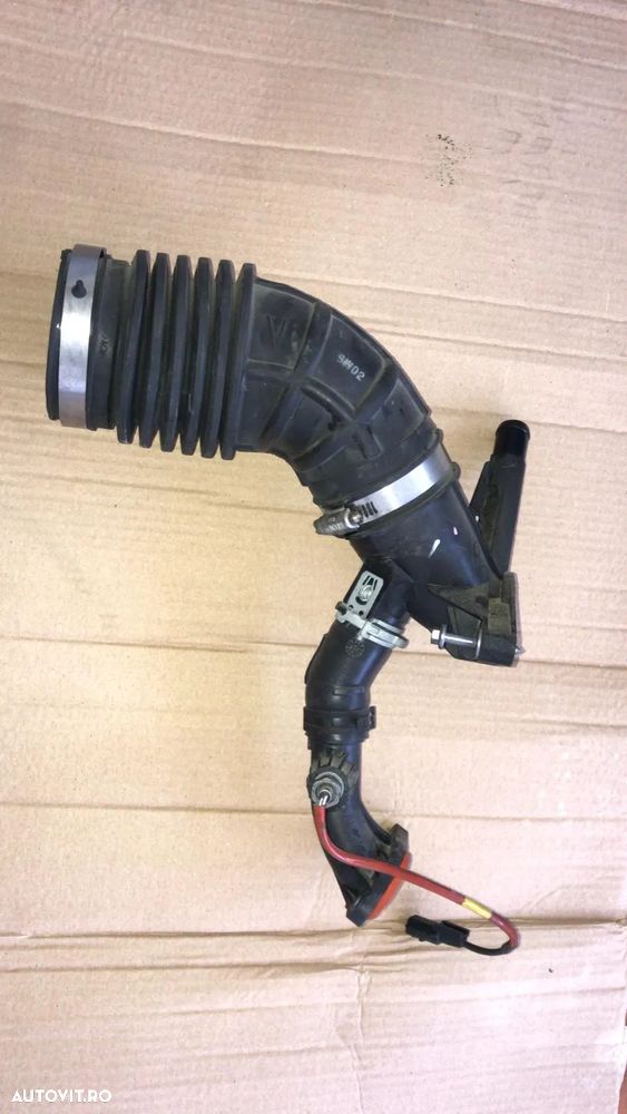 Tubulatura admisie cu senzor admisie intercooler 1.5 cdi Renault Kadjar 2021 165763616r - 1