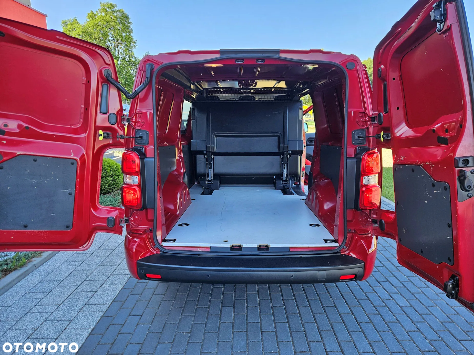 Opel VIVARO 2.0 150KM - 23