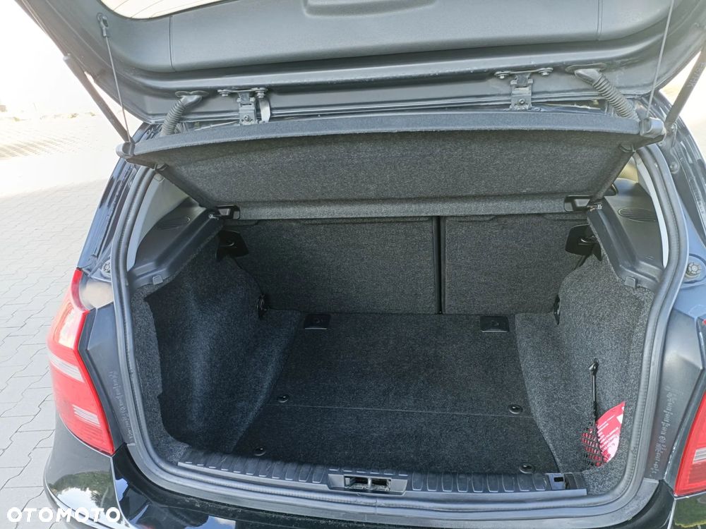 BMW Seria 1 116d DPF - 6