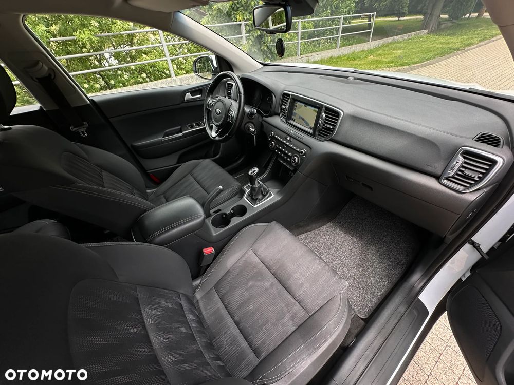 Kia Sportage 1.6 CRDI 2WD SPIRIT - 9