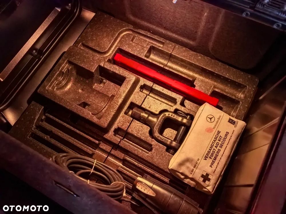 Mercedes-Benz Actros L 1851 LSnRL * Olejowy Retarder * GigaSpace * 2 zbiorniki * LED * - 27