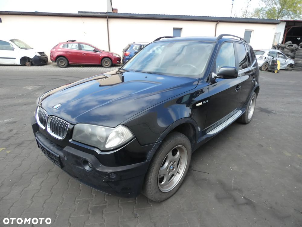 BMW X3 E83 *SAMOCHÓD NA CZĘŚCI*475 ( BLACK SAPPHIRE METALLIC ) / MASKA, LAMPA, DRZWI,ABS,PRZEKŁADNIA, KLAPA, BELKA, DESKA, FOTELE, KANAPA, ĆWIARTKA KIEROWNICA, ZAWIESZENIE, KOMPLETNY PRZÓD, LICZNIK, ZEGARY - 2
