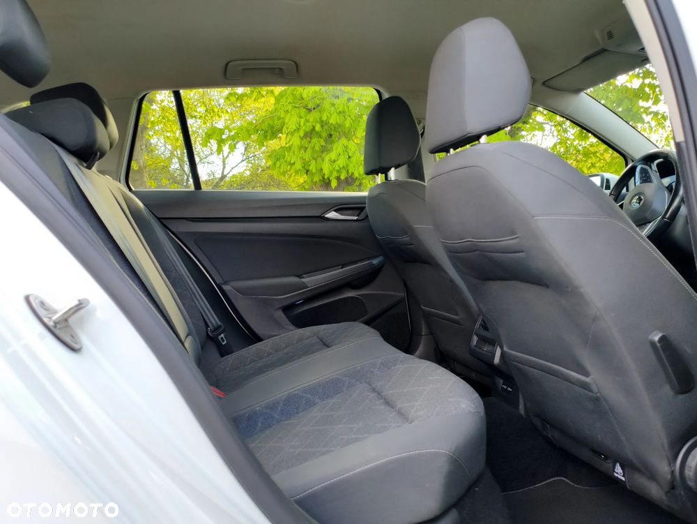 Volkswagen Golf 2.0 TDI - 7