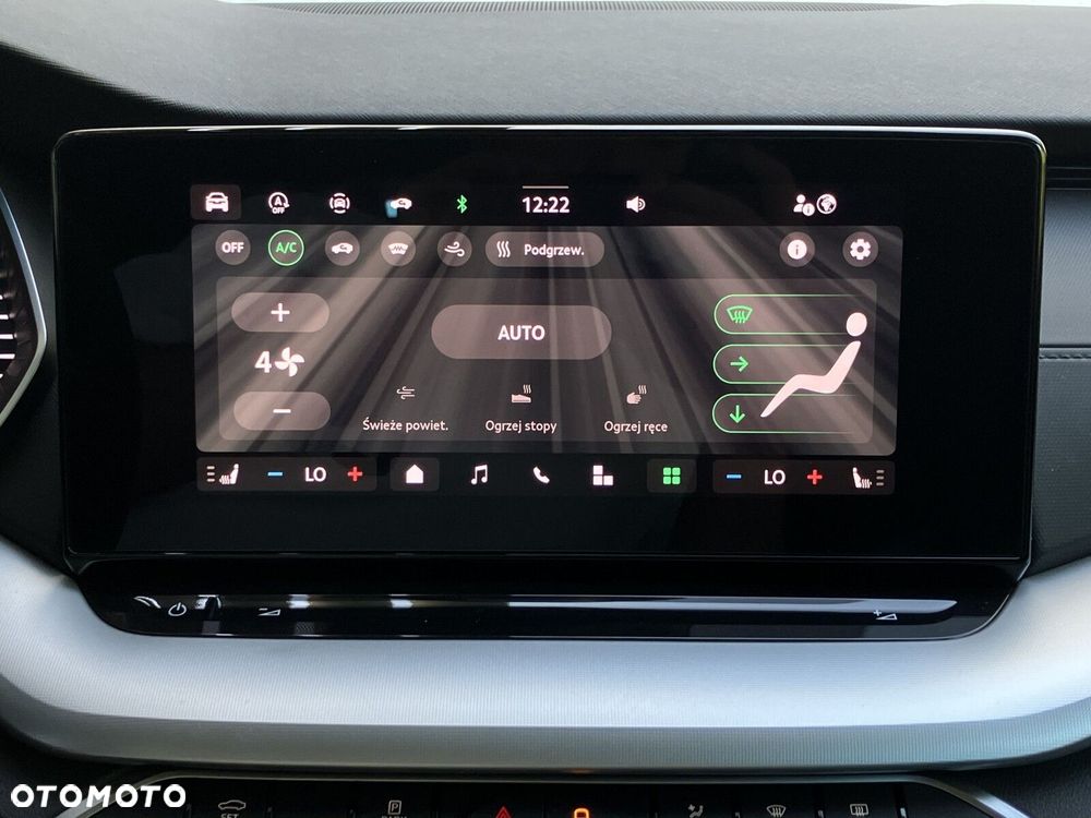 Skoda Octavia 1.5 TSI mHEV Selection DSG - 23