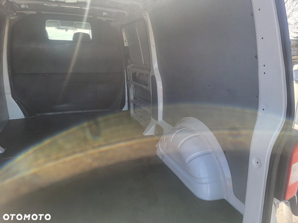 Volkswagen Transporter - 33