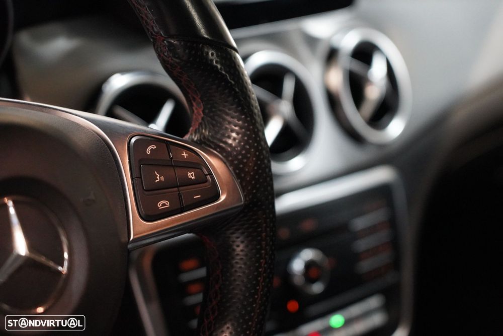 Mercedes-Benz GLA 180 CDI AMG Line - 11