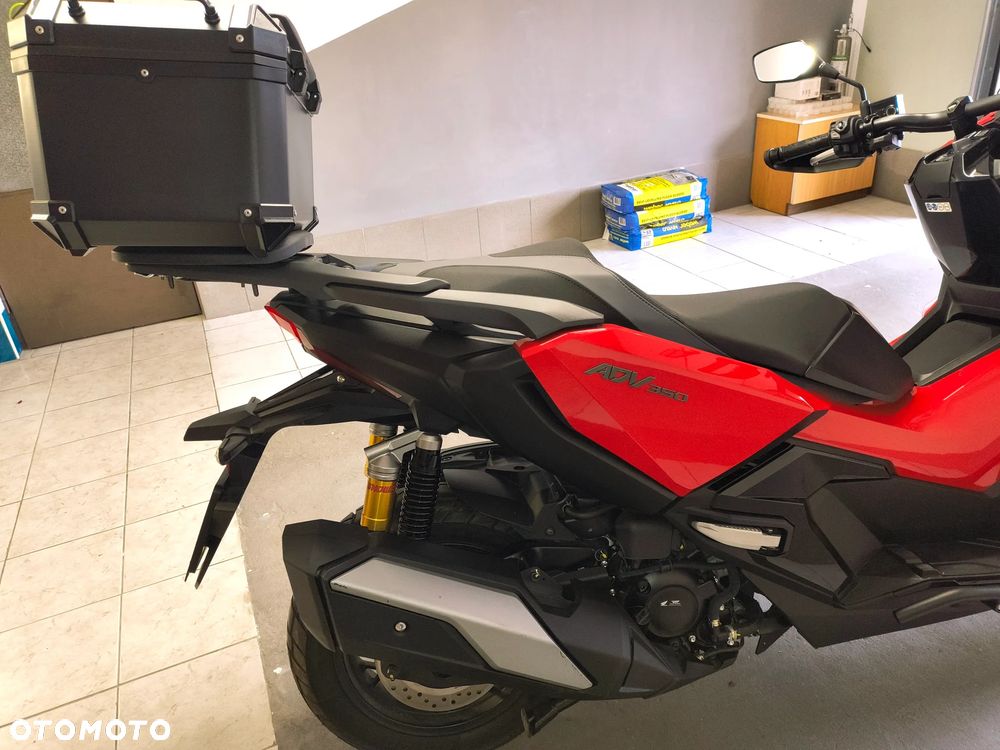 Honda ADV350 - 4