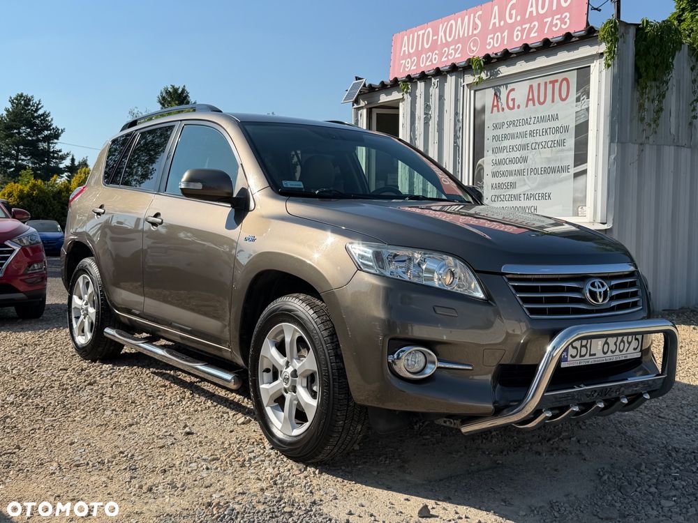 Toyota RAV4 - 3