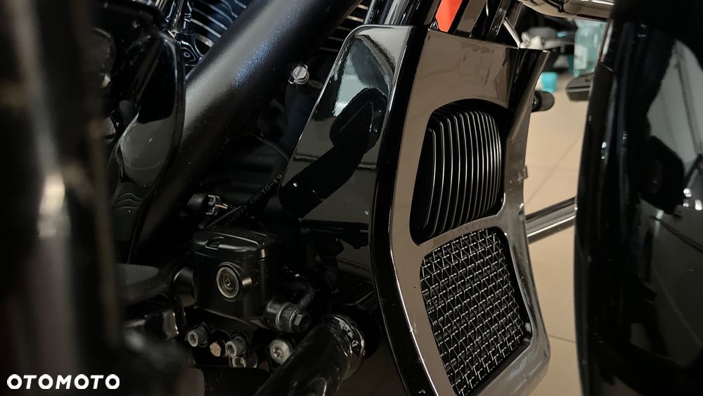 Harley-Davidson FLHXS Special - 22