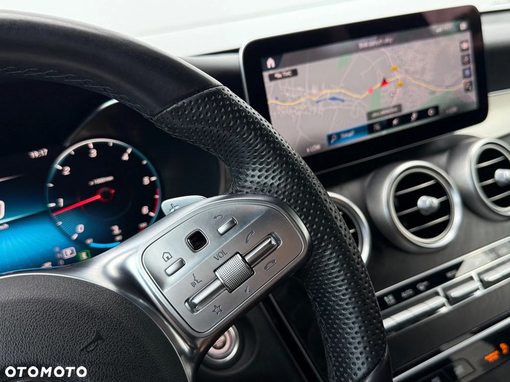 Mercedes-Benz GLC 200 d 4Matic 9G-TRONIC AMG Line Plus - 14