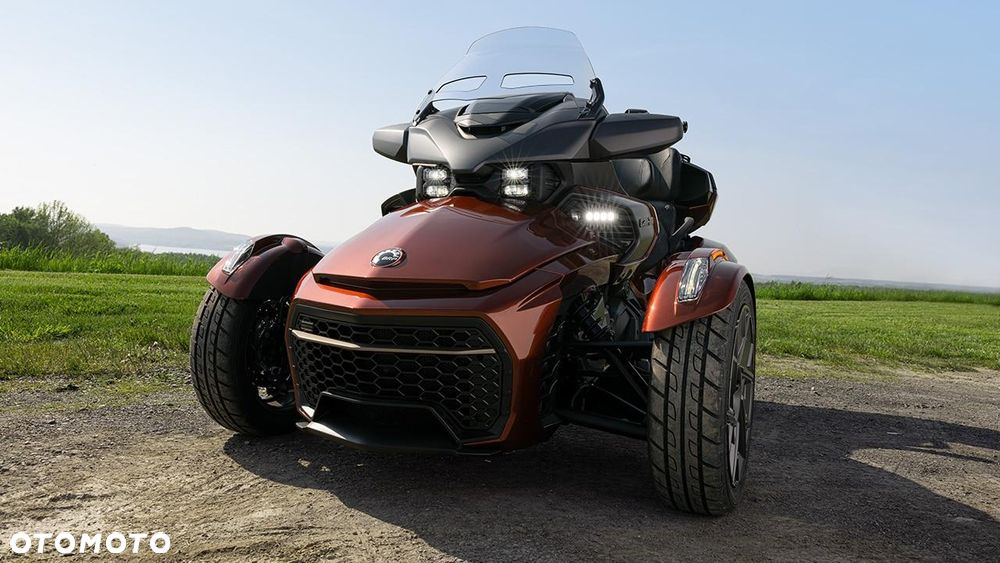Can-Am Spyder - 2