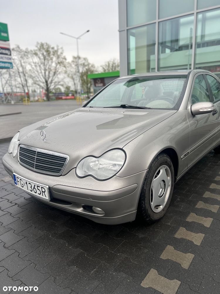 Mercedes-Benz Klasa C 180 Kompressor Classic - 6