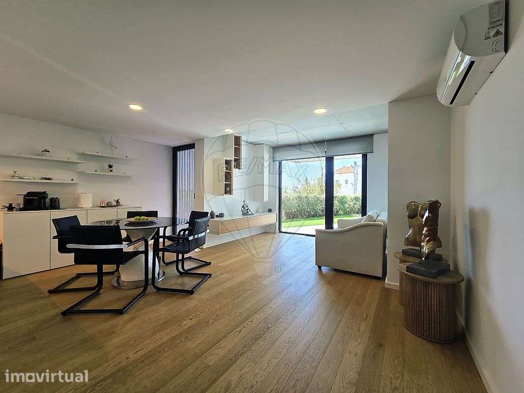 Apartamento T1 para venda - Grande imagem: 2/19