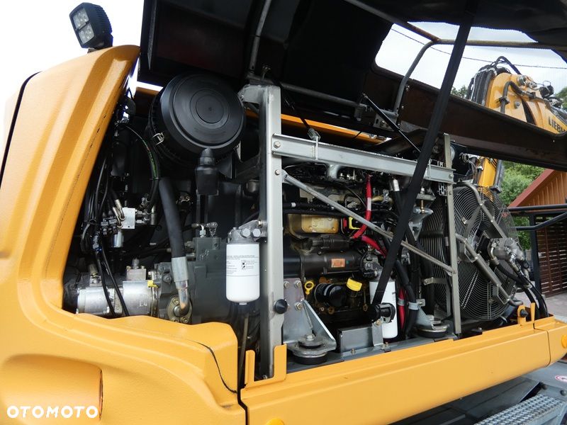 Liebherr A910 Compact ze Szwecji / ROTOTILT ZE SZCZYPCAMI / Super Stan / - 26