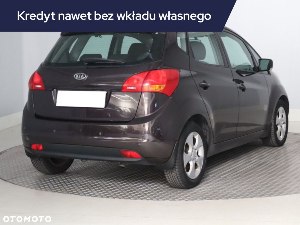 Kia Venga - 7
