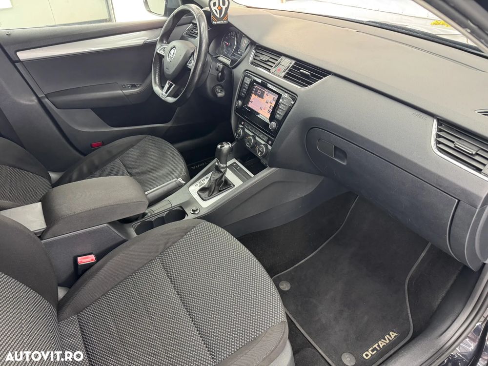 SKODA Octavia 2013 — imagine 25