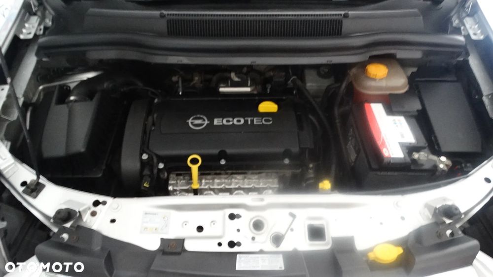 Opel Zafira 1.8 Essentia - 23