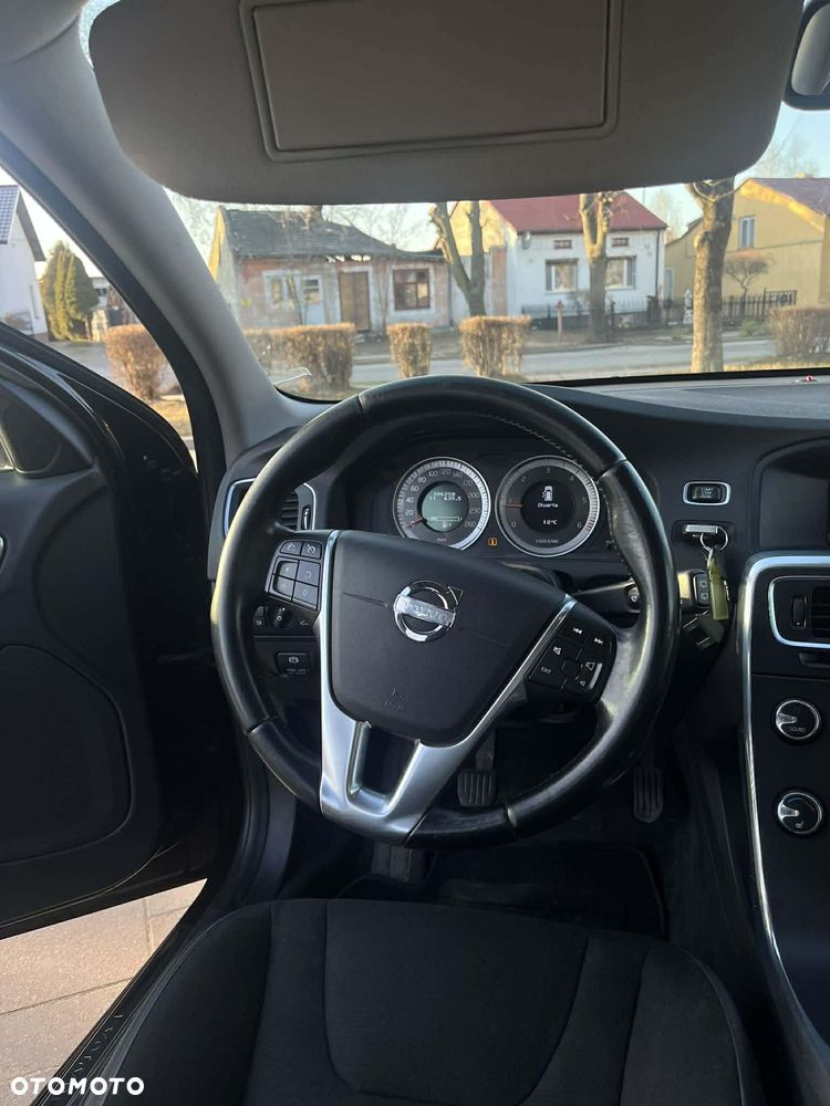 Volvo V60 D4 Edition Pro - 6