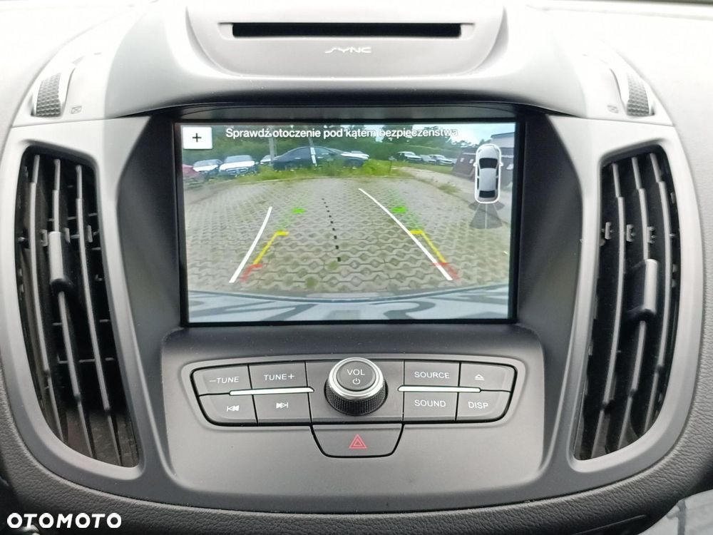Ford Kuga - 27