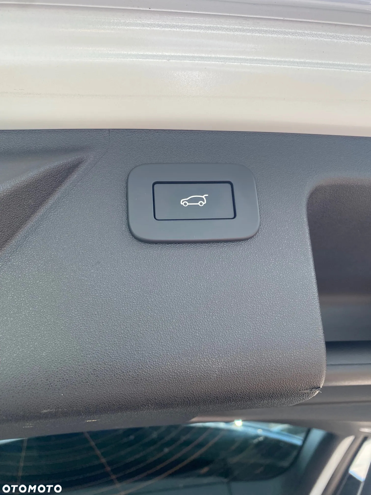 Land Rover Discovery Sport - 10