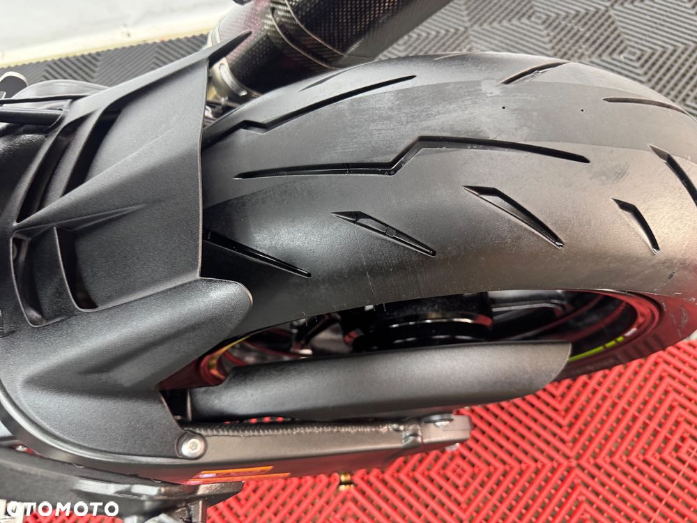 Kawasaki ZX - 17