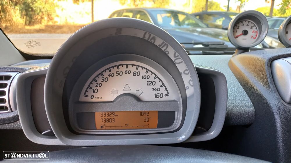 Smart ForTwo Coupé 1.0 mhd Pure 61 - 6