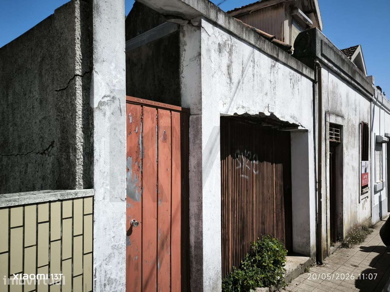Moradia T2 com garagem e terraço em S. Roque  para remodelar - Grande imagem: 5/7