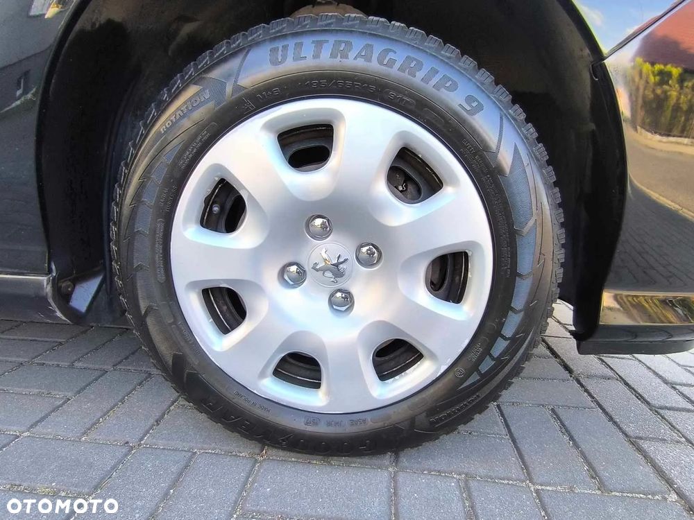 Peugeot 308 1.6 HDi Premium - 6