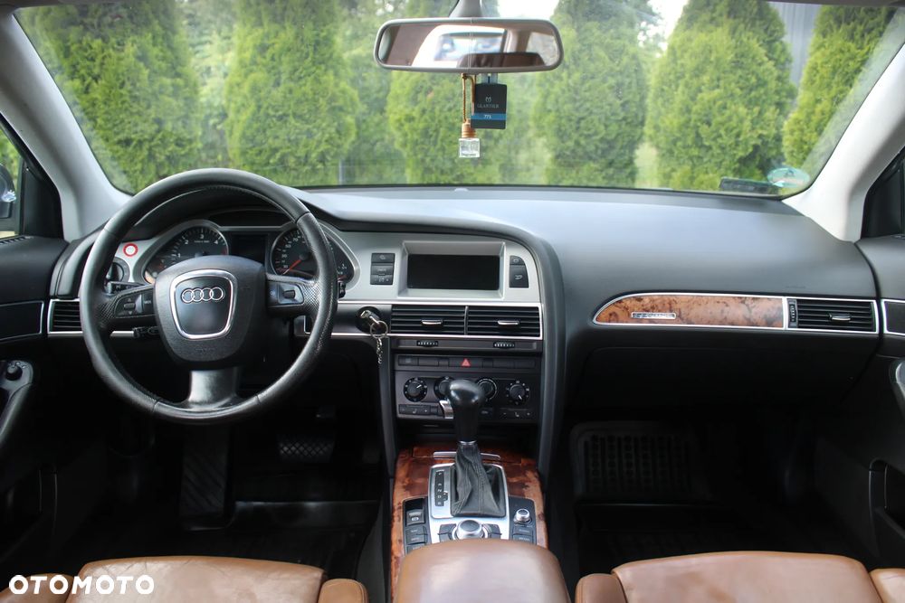 Audi A6 Avant - 33