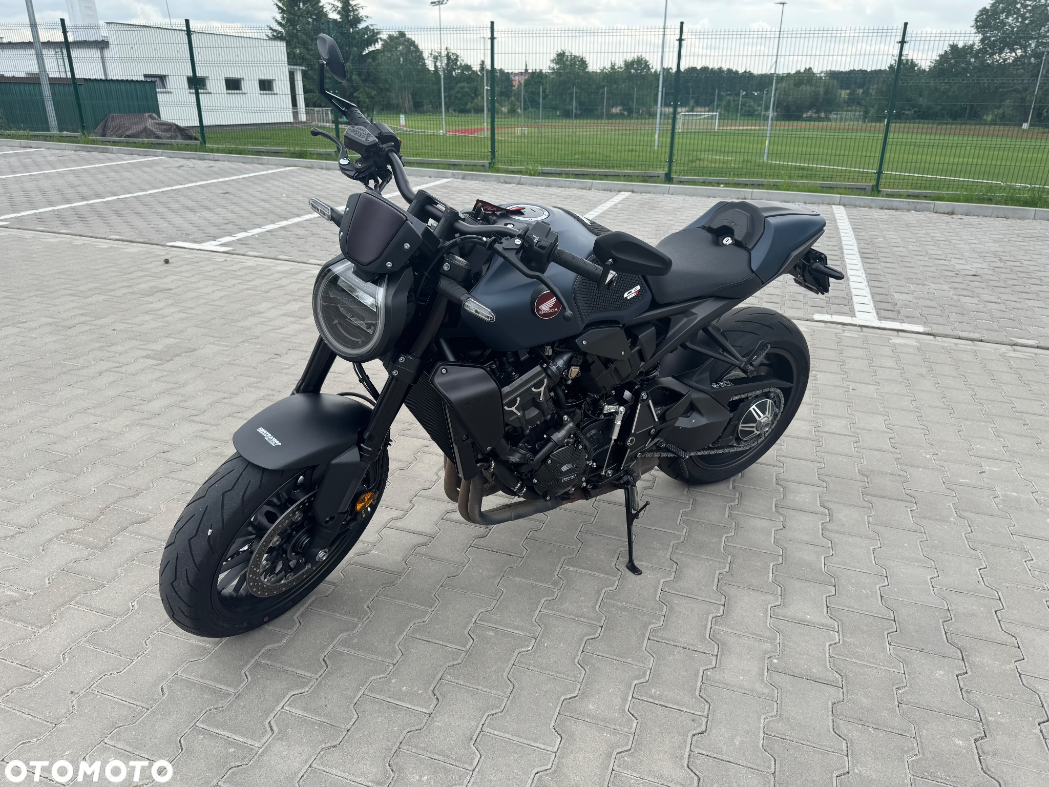 Honda CB - 2