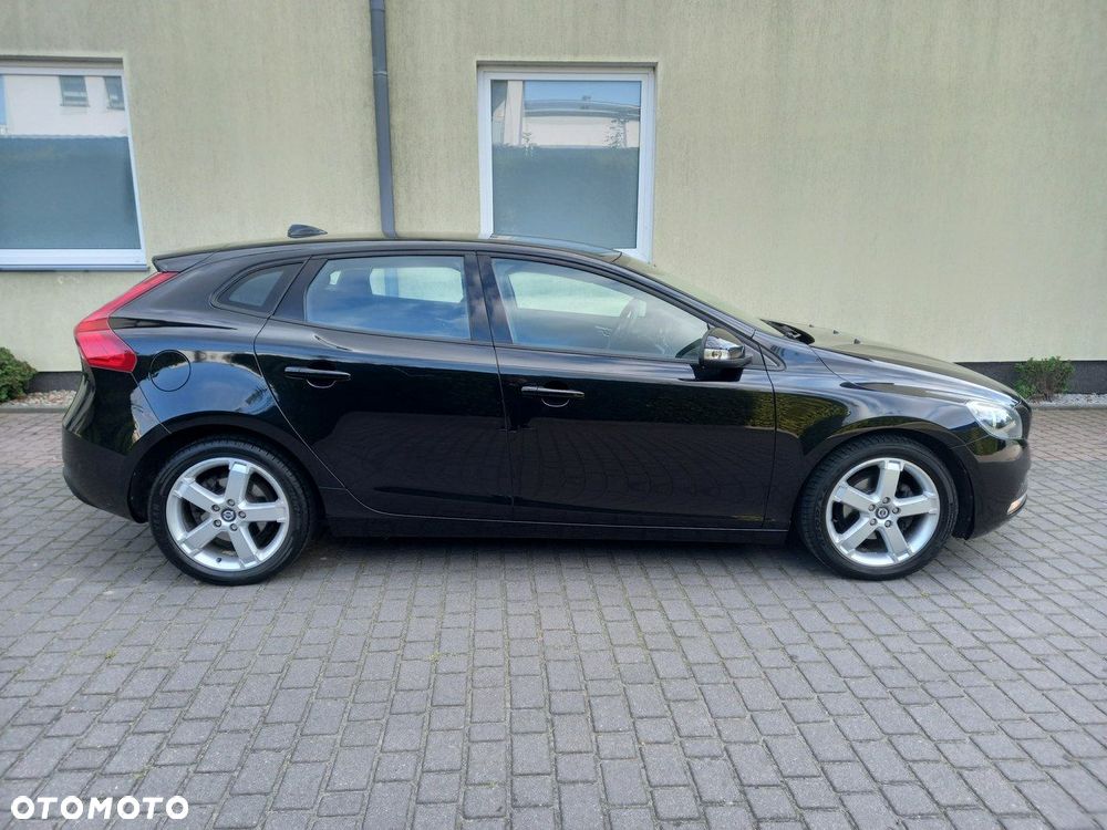 Volvo V40 D2 Kinetic - 12