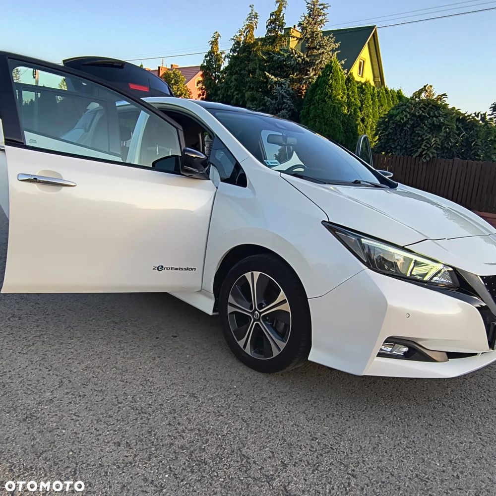 Nissan Leaf 40kWh N-Connecta - 7