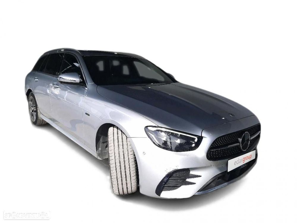 Mercedes-Benz E 300 de AMG Line - 1