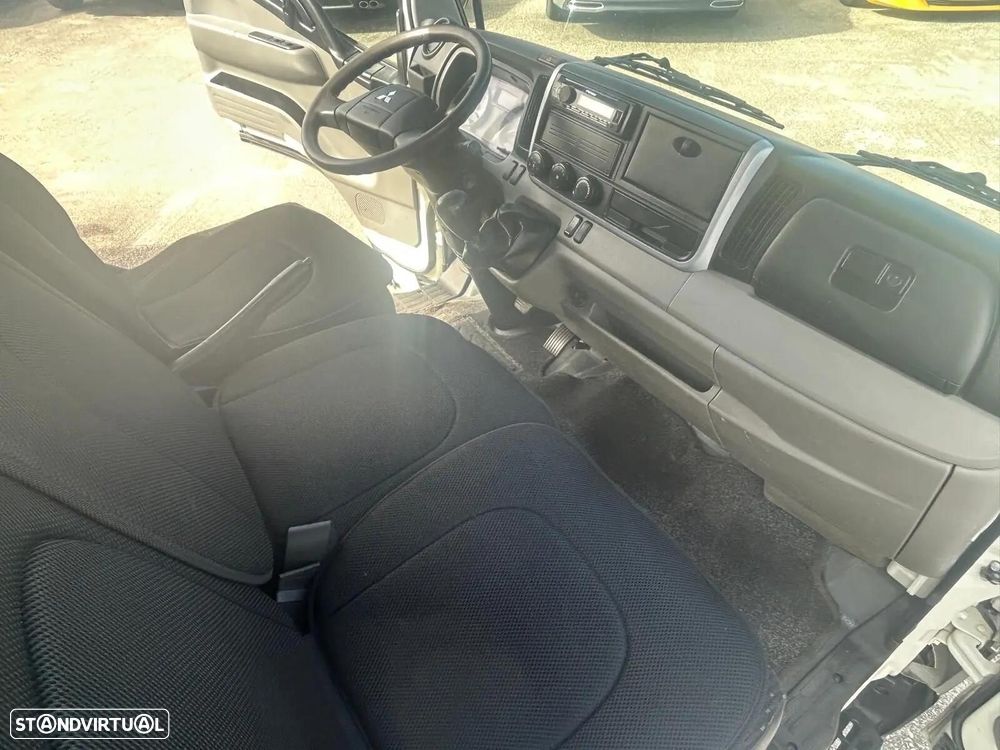 Mitsubishi Fuso Canter E 300 BlueTEC - 11