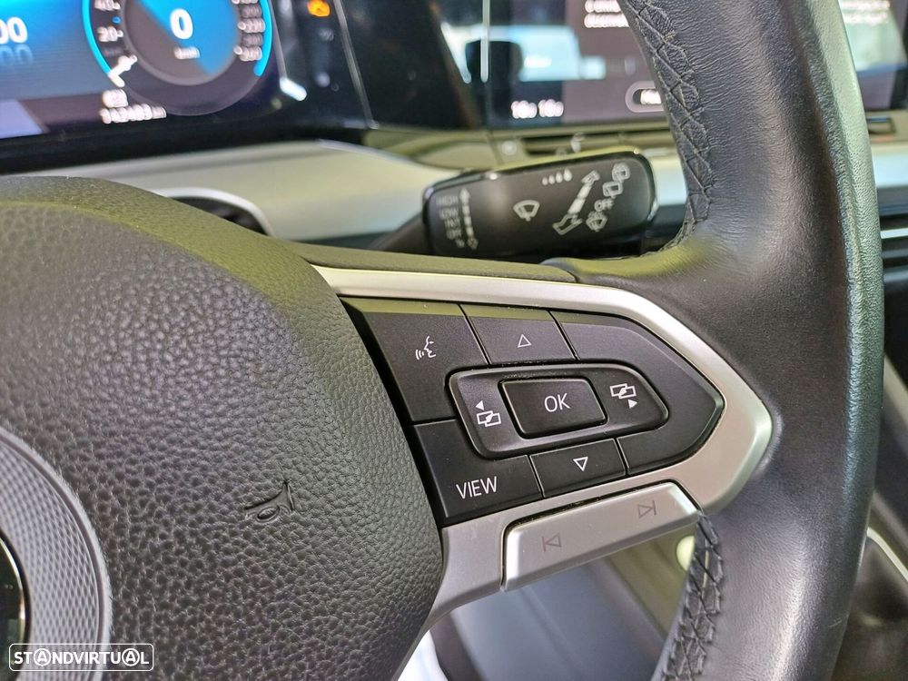 VW Golf Variant 2.0 TDi - 10