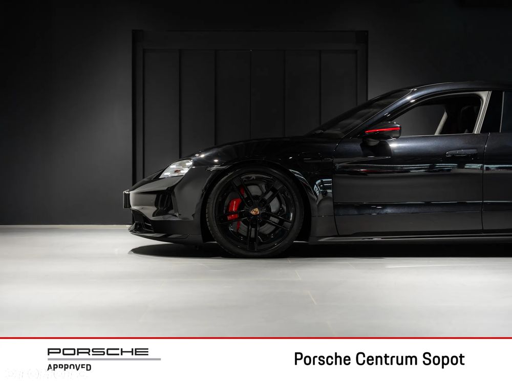 Porsche Taycan 105kWh GTS - 9
