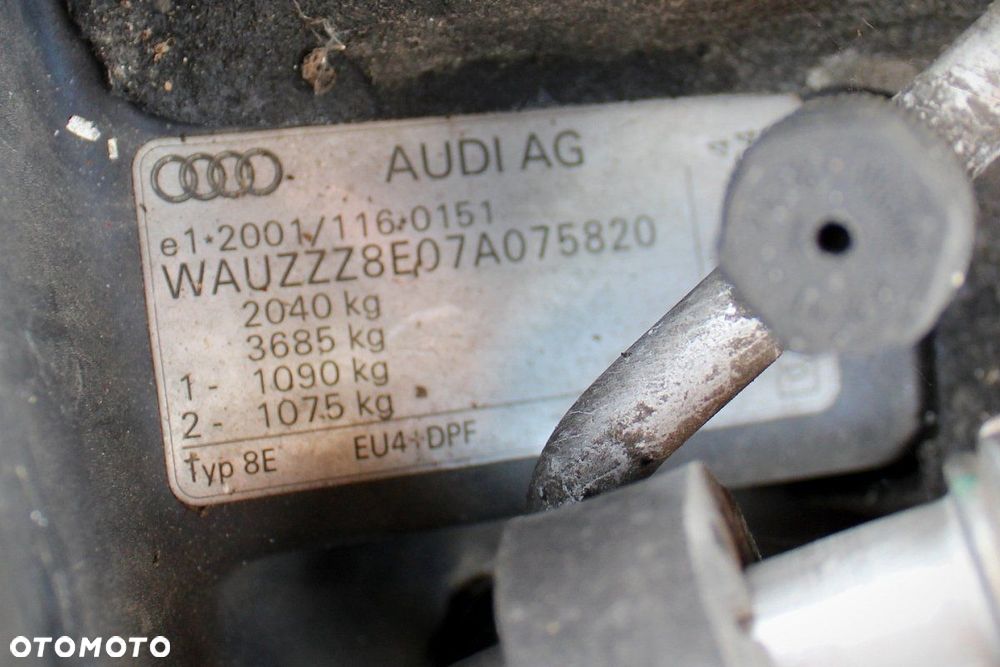 Audi A4 B7 2006 2.0TDI BPW Kombi (MASKA, ZDERZAK, LAMPA, BŁOTNIK, DRZWI, SZYBA, FOTEL) - 9
