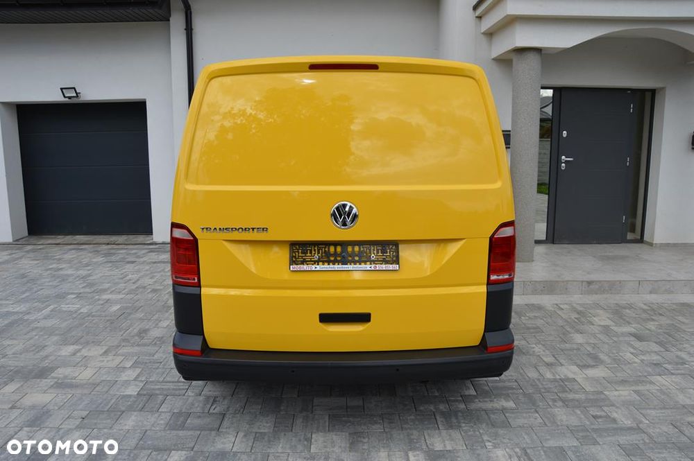 Volkswagen Transporter - 4